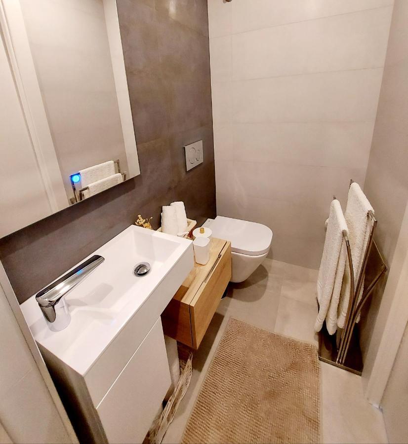 Exclusif Appartement En 1Er Ligne, Vue Imprenable, Piscine, Parking Prive A Playa Mucha Vista, Alicante El Campello Ngoại thất bức ảnh